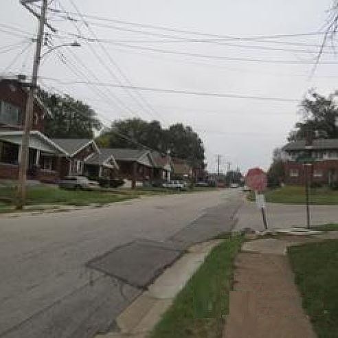 2nd image of 6205 Creston Ave