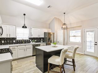 610 Dove Creek Cir, Grapevine, TX 76051