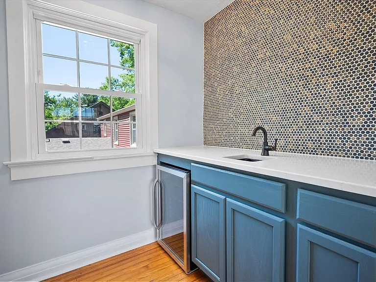 4513 S 6th St — Photo 25