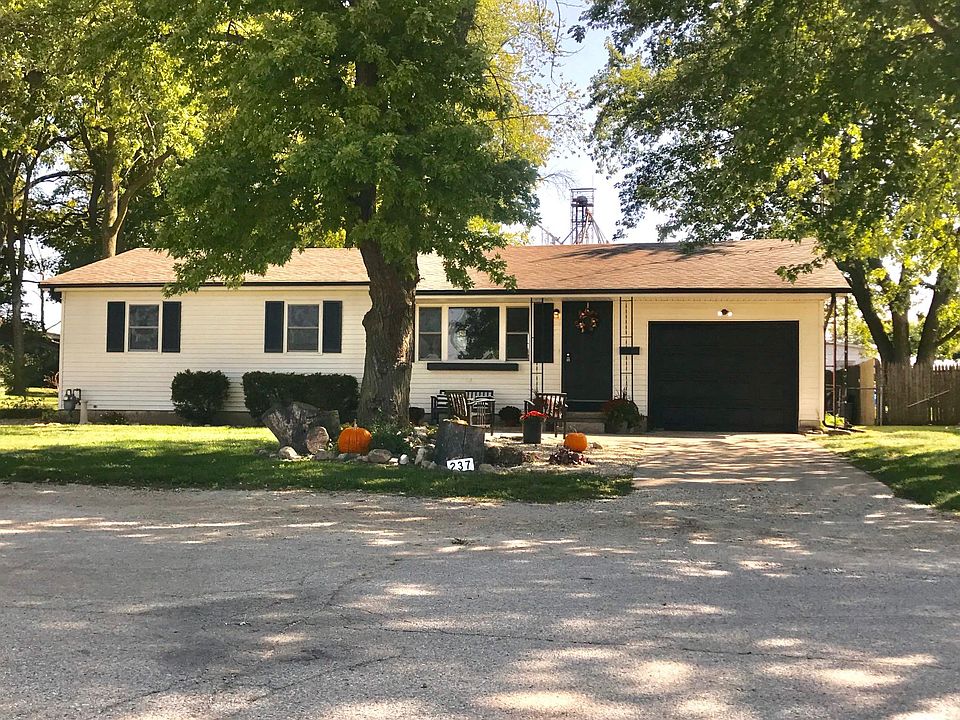 1st image of 237 Talbot Ave