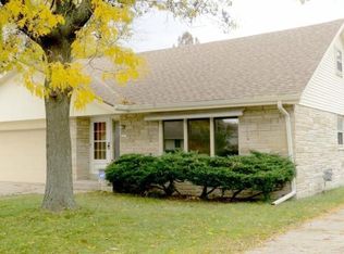 3321 N 99th St, Milwaukee, WI 53222