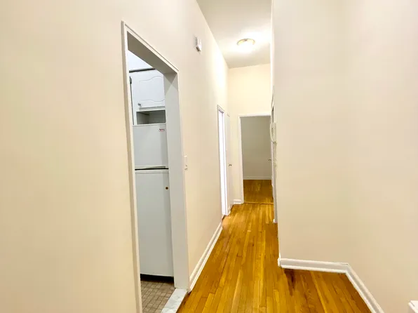 408 East 83rd Street image 11 of 23