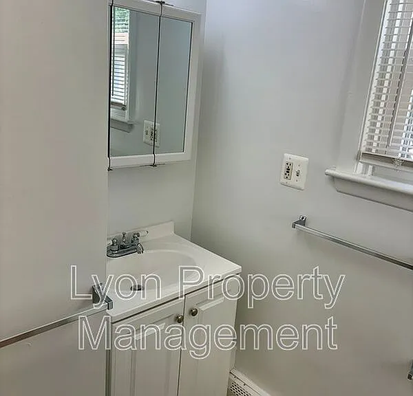 84 Prospect St #3 — Photo 9