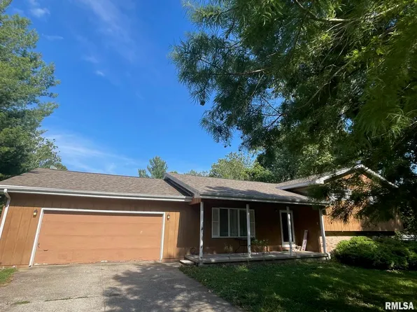 78 Wood Rd, Carbondale, IL 62901