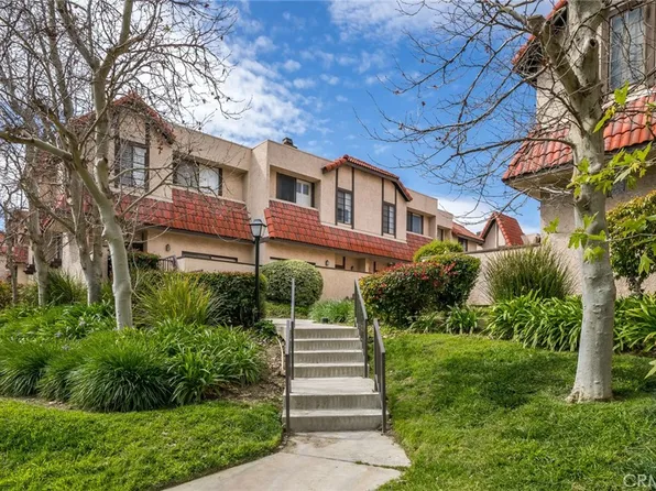 27663 Ironstone Dr APT 3, Santa Clarita, CA 91387