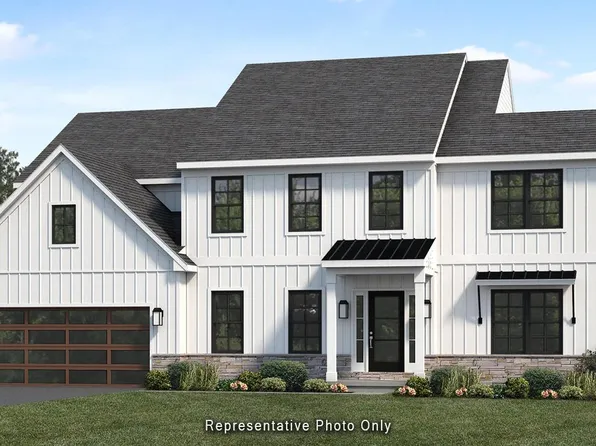 142 Willow Creek Ln, Hummelstown, PA 17036