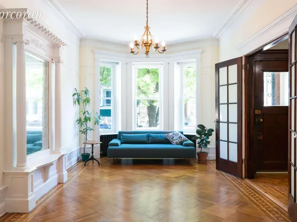 1380 Dean Street image 1 of 11