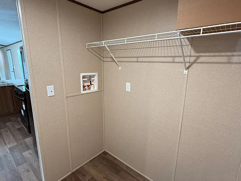 201 Fernwood Park Dr #201 — Photo 9