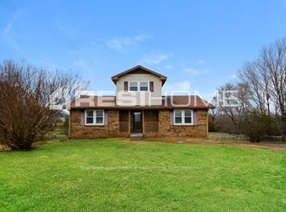 2592 Fairview Blvd, Fairview, TN 37062