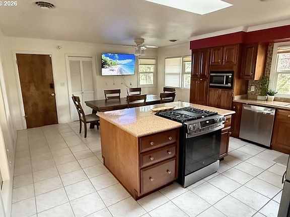 5th image of 2994 Dapple Way