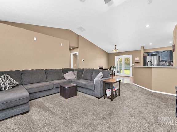 5th image of 11883 W Blueberry Ave