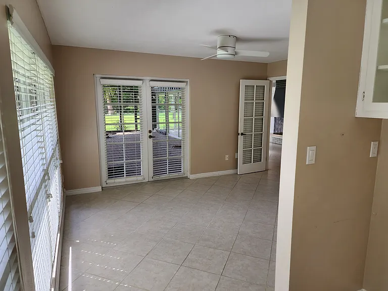 2383 Florinda St — Photo 17
