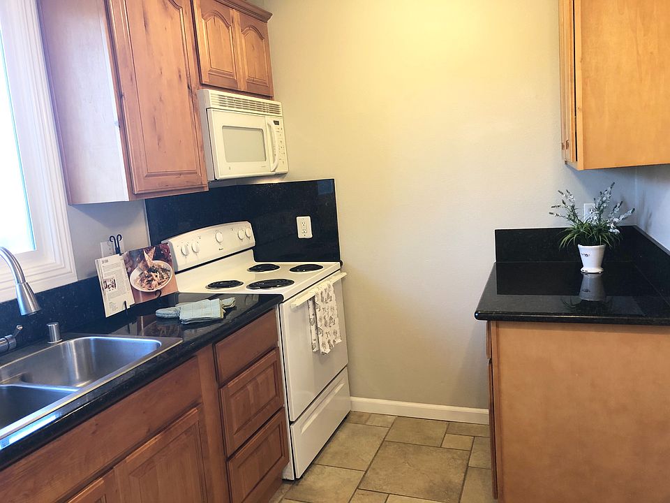 1st image of 2391 Purinton Dr