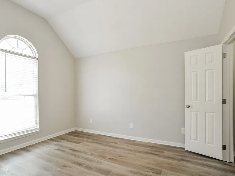 7218 Kavan Hunter Dr — Photo 13