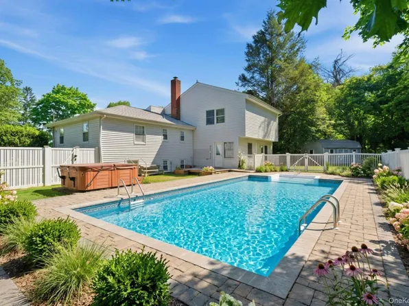 1 Fairview Court, Carmel, NY 10512
