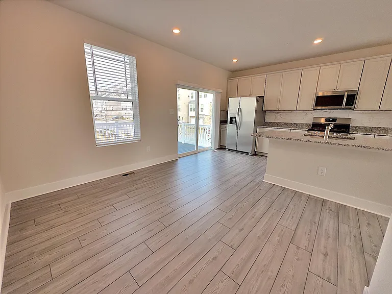 1710 Huber Rd — Photo 37