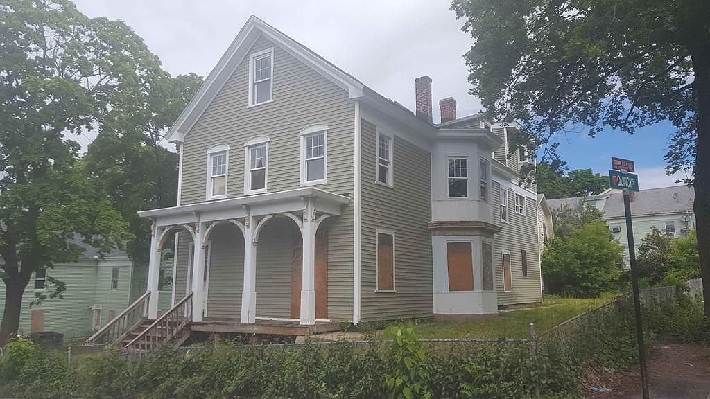 114 Austin St, Worcester, MA 01609 Zillow