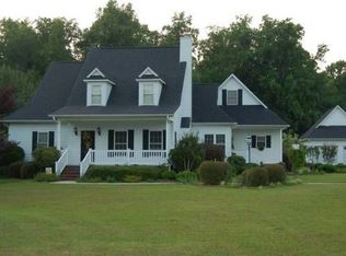 4221 Final Approach Dr, Eastover, NC 28312