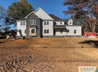 208 Cranbury Neck Rd, Plainsboro, NJ 08536