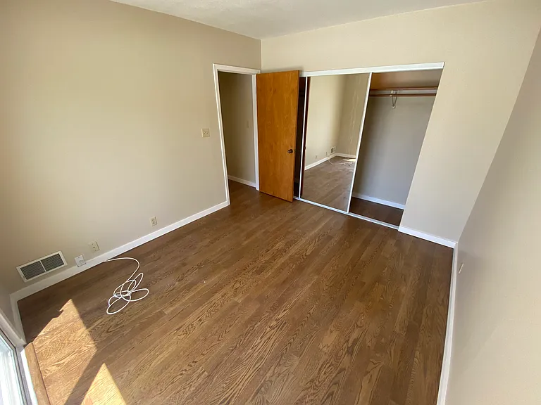 520 Bartlett St #5 — Photo 35