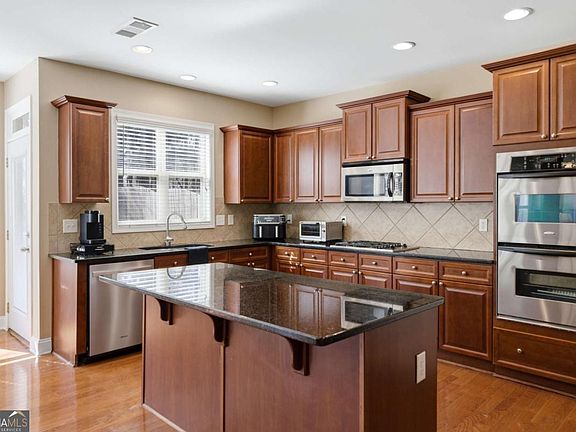4th image of 6163 Stillwater Pl