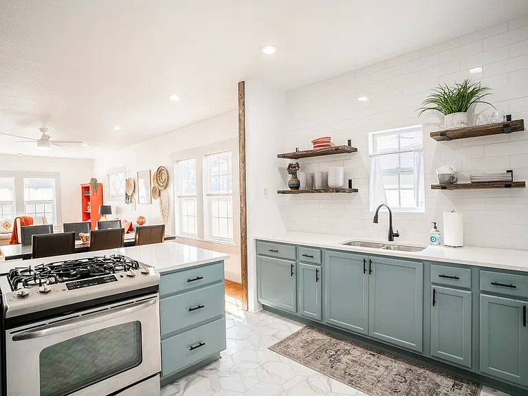 475 E French Pl — Photo 13