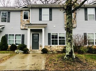 2412 Lake Park Rd APT 106, Lexington, KY 40502