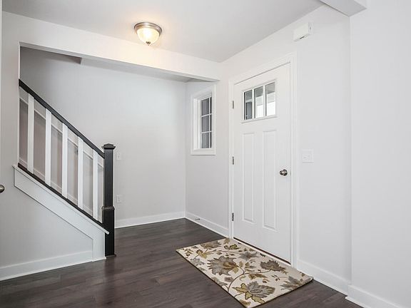 4th image of 4580 Wren Dr SE