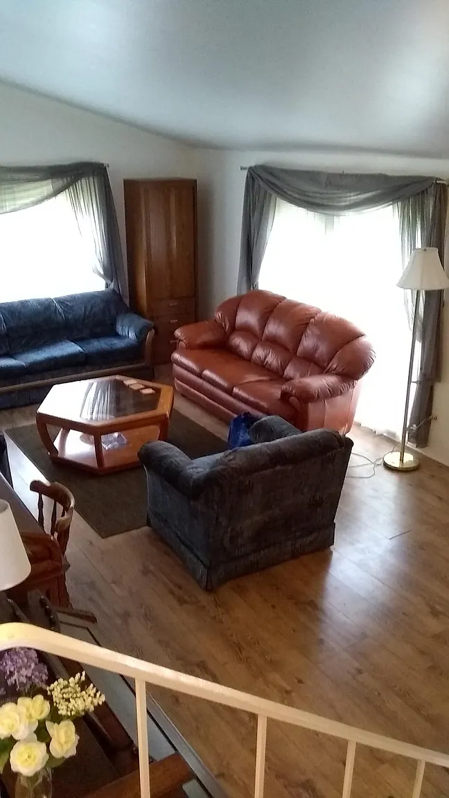 14600 Avalon Ave photo 1