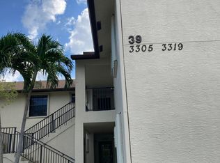 3311 Jog Park Dr, Greenacres, FL 33467
