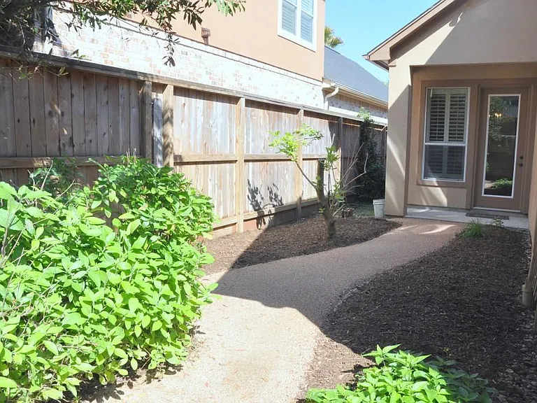 13323 Brentonwood Ln — Photo 21