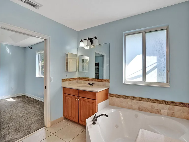 21403 NW 13th Ct #303 — Photo 27