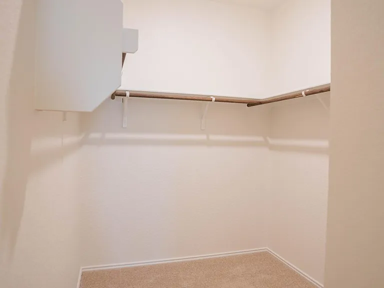 Custis Ln — Photo 18