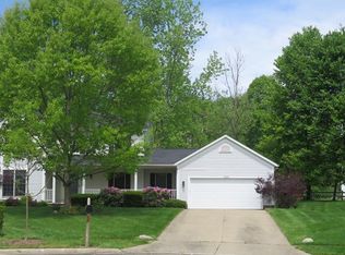 3383 Pine Hollow Dr, Stow, OH 44224