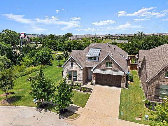 5th image of 4705 Brockwell Dr