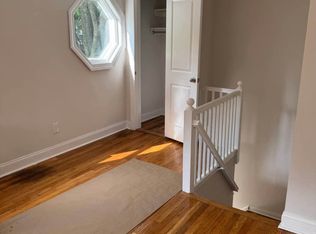 6508 223rd Pl #B, Oakland Gardens, NY 11364