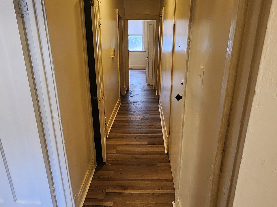 2nd image of 4020 S King Dr