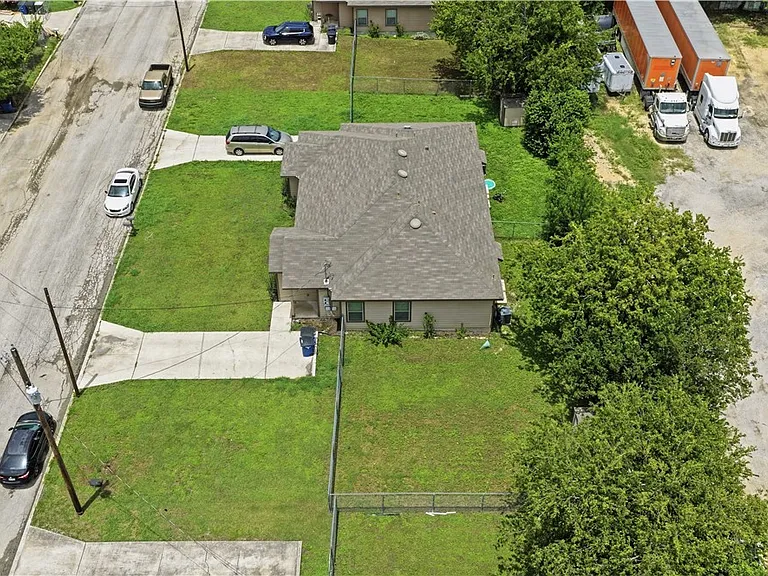 147 Rosedale Ave — Photo 29