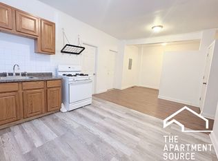 1900 S Throop St #9, Chicago, IL 60608