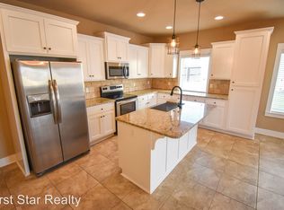 788 N Malbec Rd, Fayetteville, AR 72704