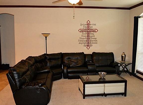 4th image of 17105 Holly Burn Cir