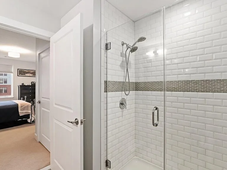 1501 Commonwealth Ave #302 — Photo 9