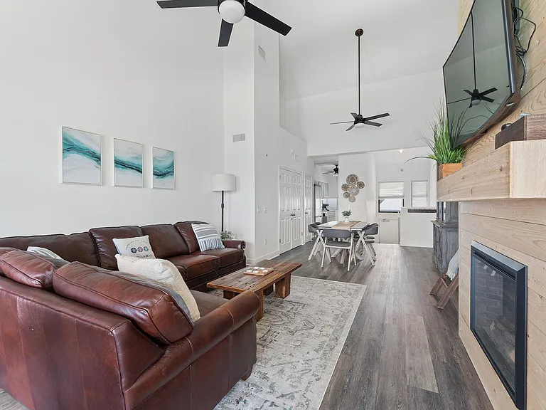 1390 Fort Pickens Rd #224 — Photo 15