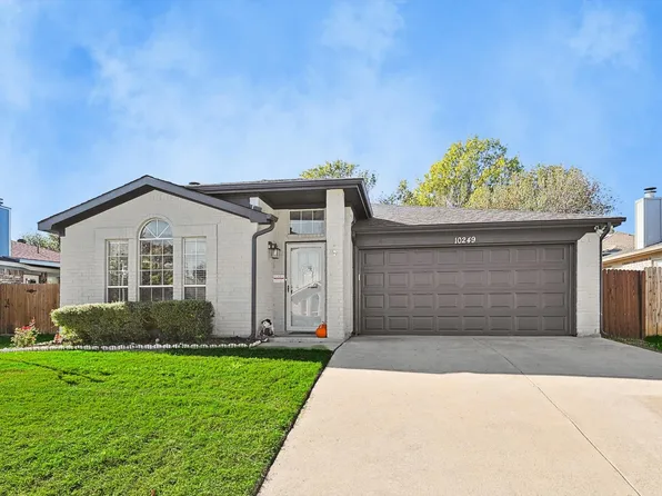 10249 Maria Dr, Fort Worth, TX 76108