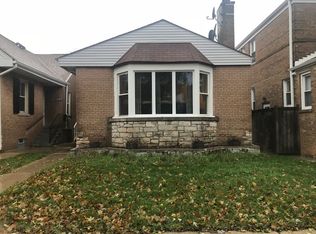 6040 N Christiana Ave, Chicago, IL 60659