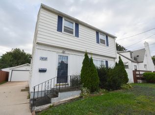 1418 3 1/2 St SE, Rochester, MN 55904