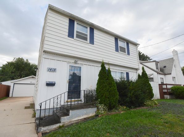 1418 3 1/2 St SE