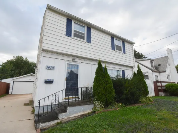 1418 3 1/2 St SE, Rochester, MN 55904