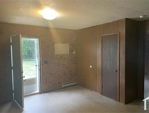 2 bed, 760 sqft, $1,050 — Photo 3