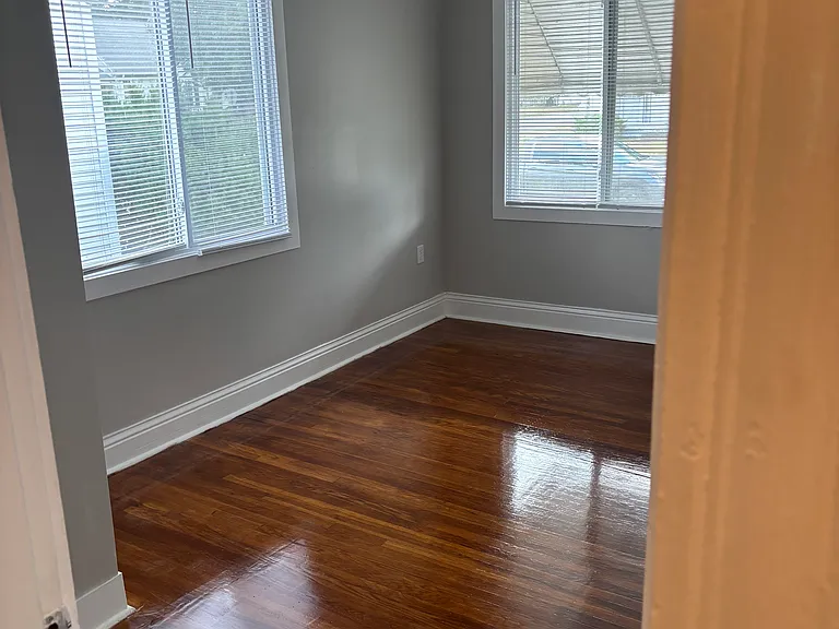 3537 Kahlert Ave — Photo 3